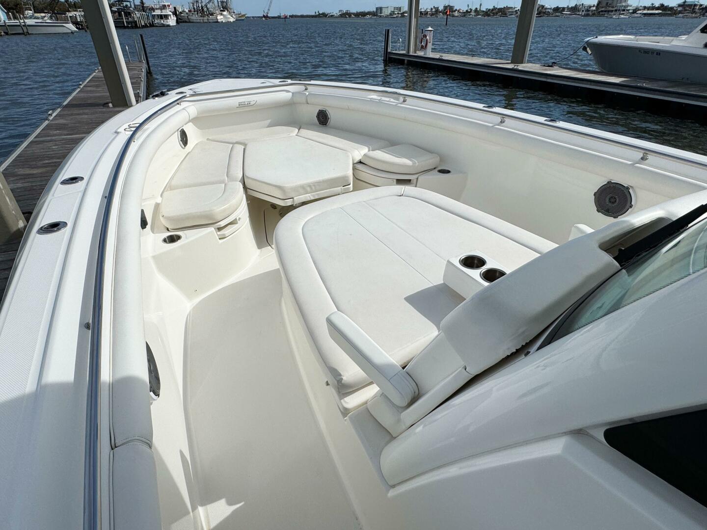 Slide: The Image of Boston Whaler 350 Outrage 2015 - 4870288