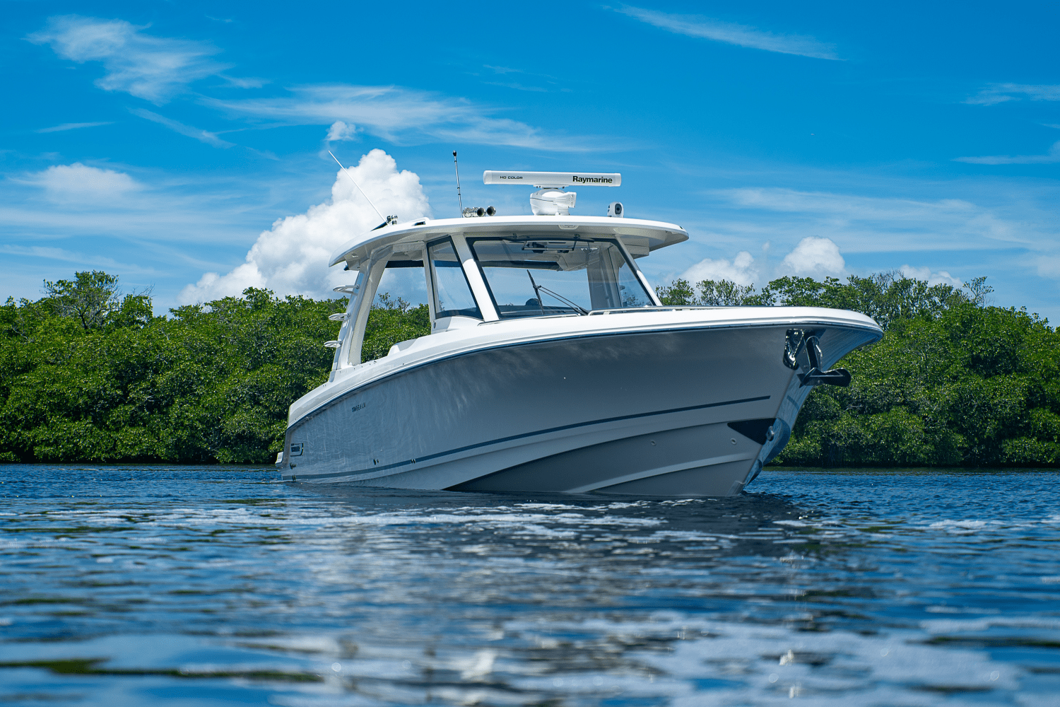 Slide: The Image of Boston Whaler 350 Realm 2018 - 27