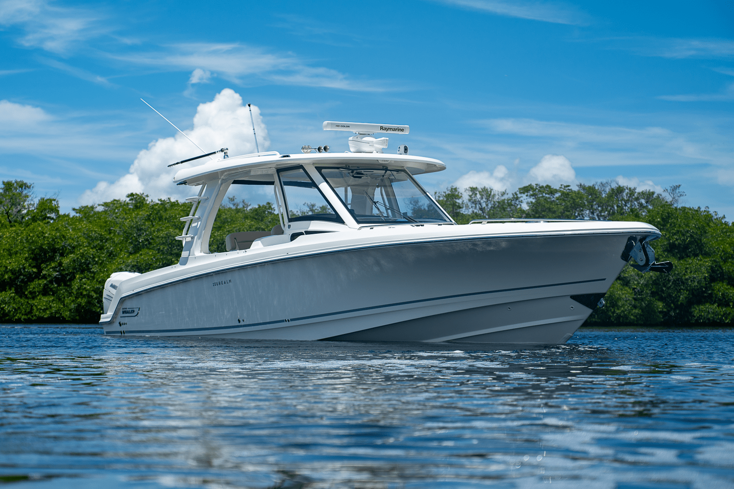 Slide: The Image of Boston Whaler 350 Realm 2018 - 28