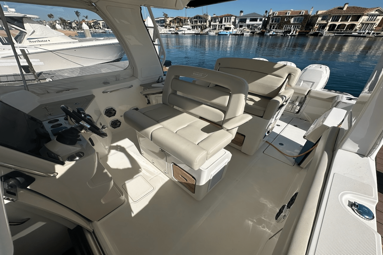 Slide: The Image of Boston Whaler 350 Realm 2019 - 13