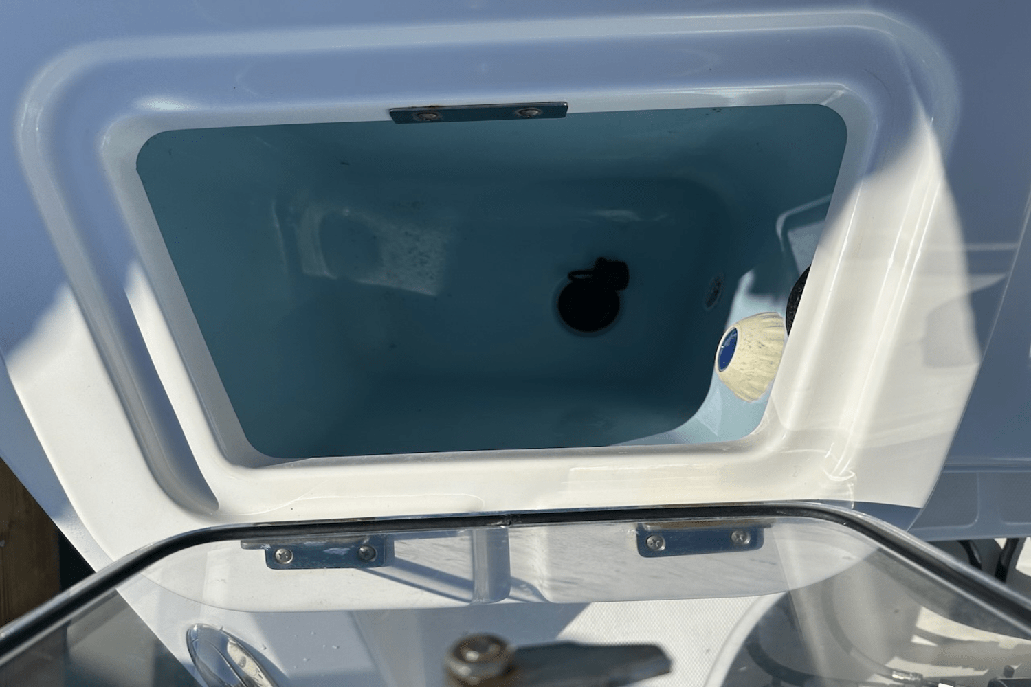 Slide: The Image of Boston Whaler 350 Realm 2019 - 7