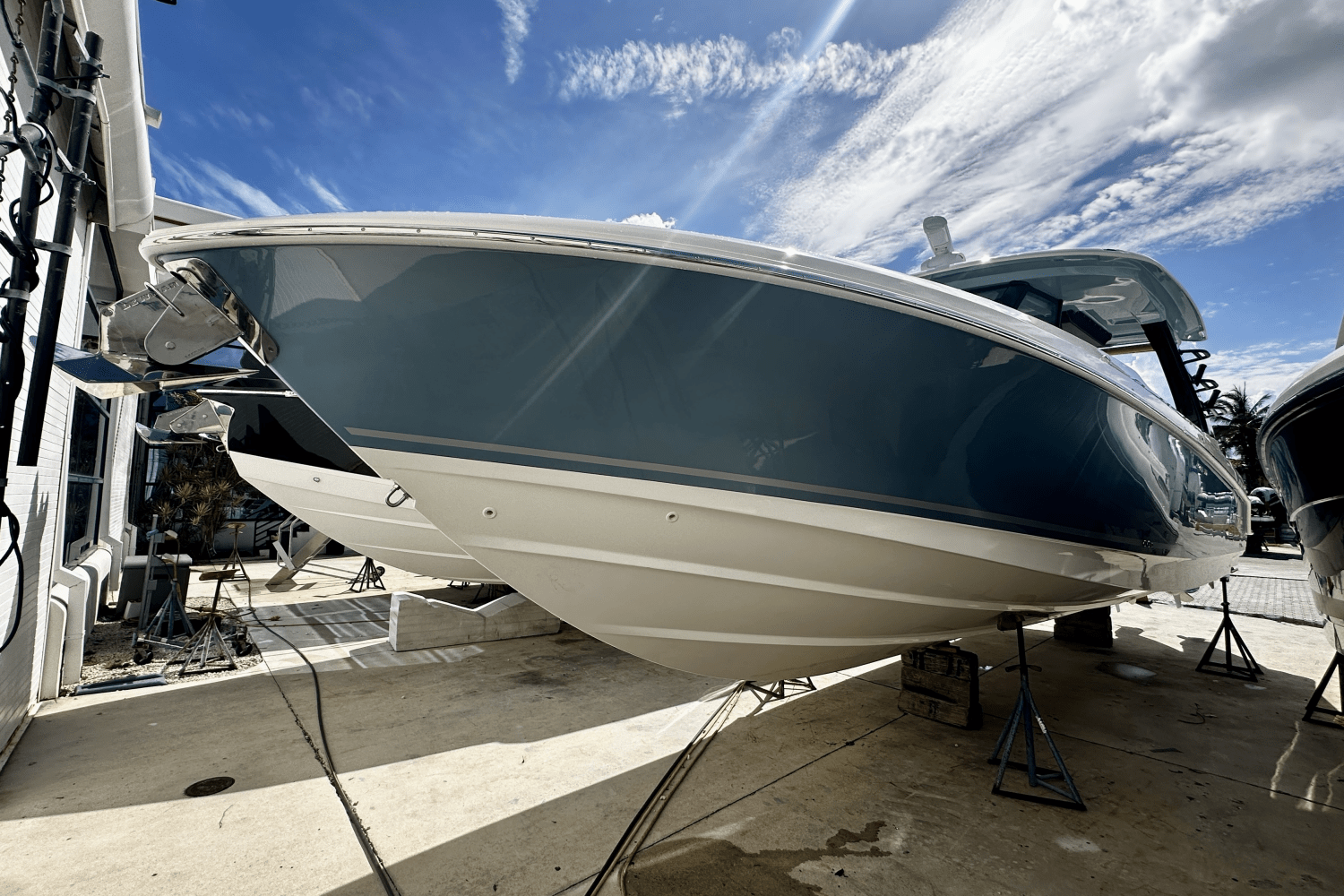 Slide: The Image of Boston Whaler 350 Realm 2025 - 1