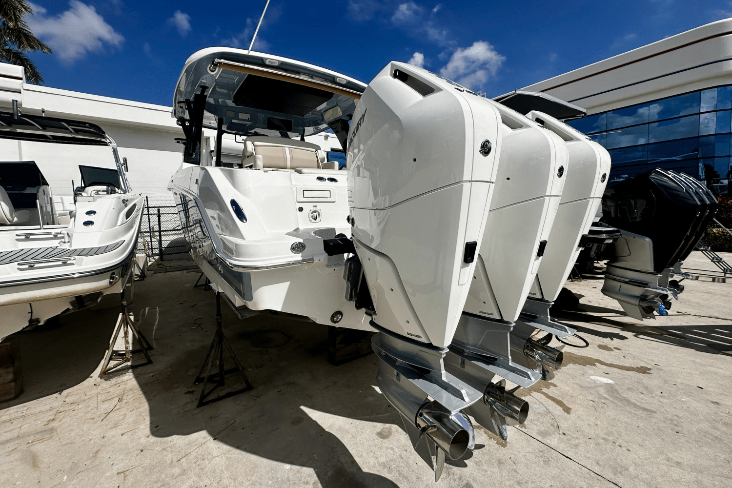 Slide: The Image of Boston Whaler 350 Realm 2025 - 2