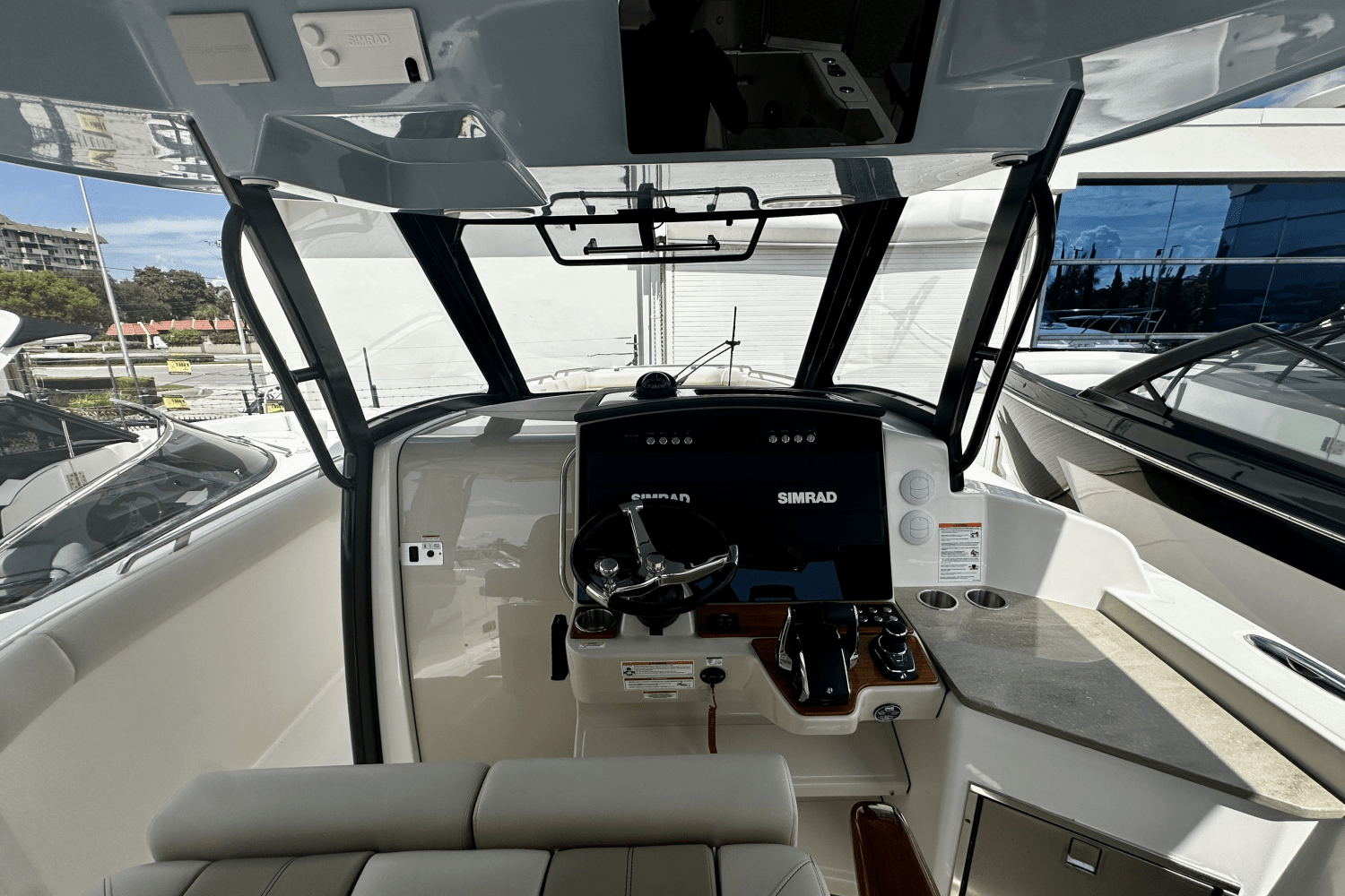 Slide: The Image of Boston Whaler 350 Realm 2025 - 23