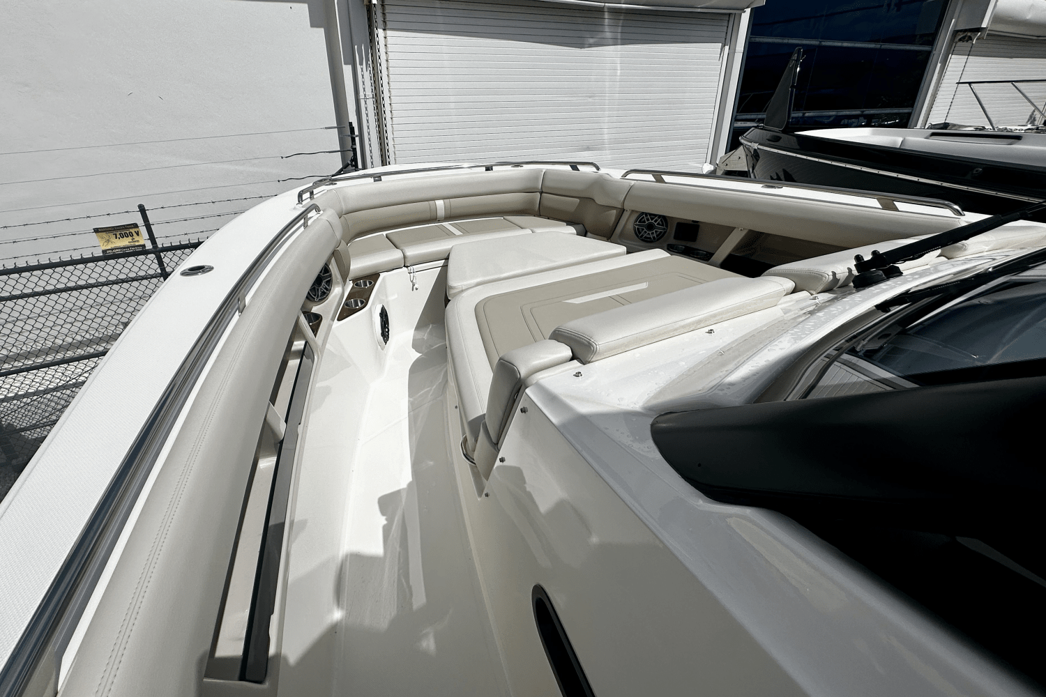 Slide: The Image of Boston Whaler 350 Realm 2025 - 26