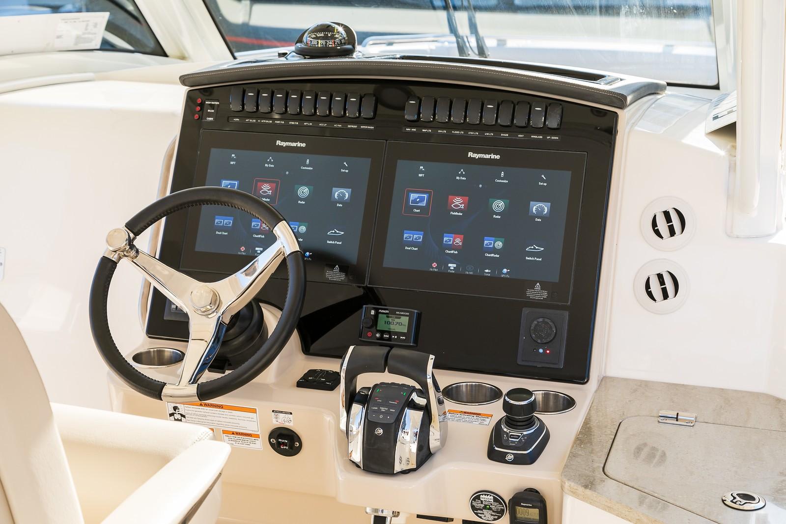 Slide: The Image of Boston Whaler 350 Realm 2026 - 26