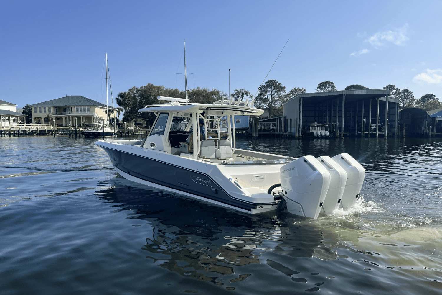 Slide: The Image of Boston Whaler 360 Outrage 2025 - 0