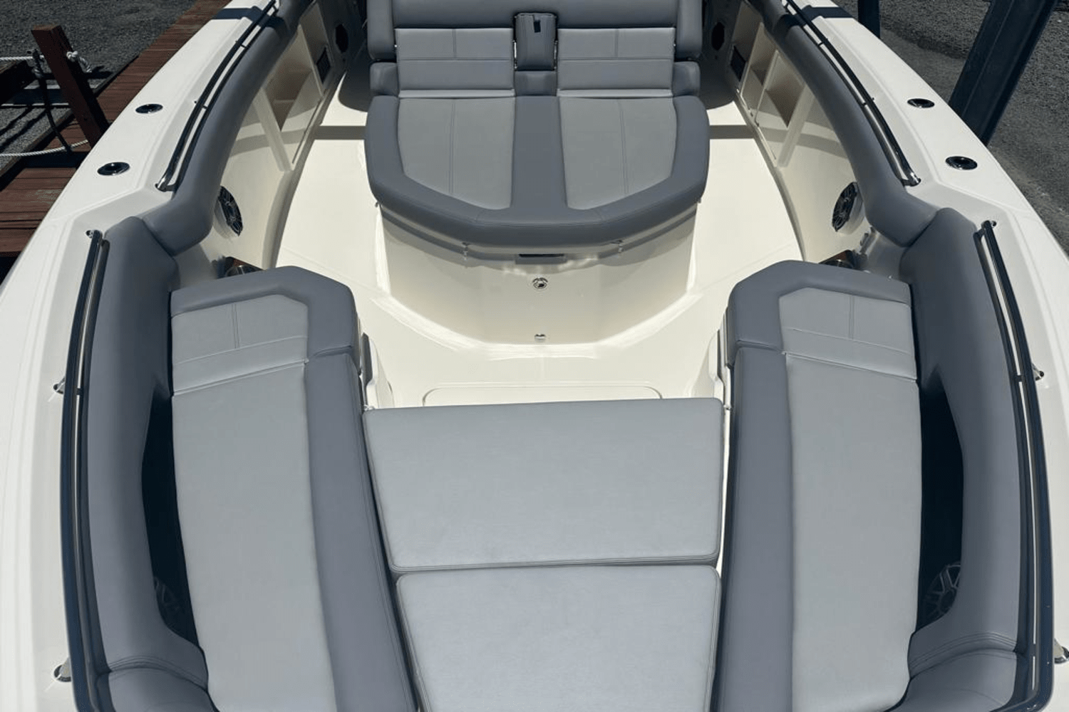 Slide: The Image of Boston Whaler 360 Outrage 2025 - 1