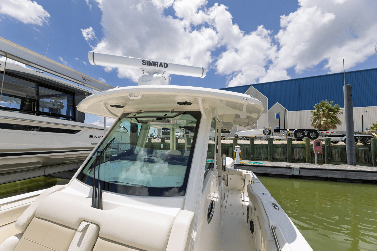 Slide: The Image of Boston Whaler 360 Outrage 2025 - 23