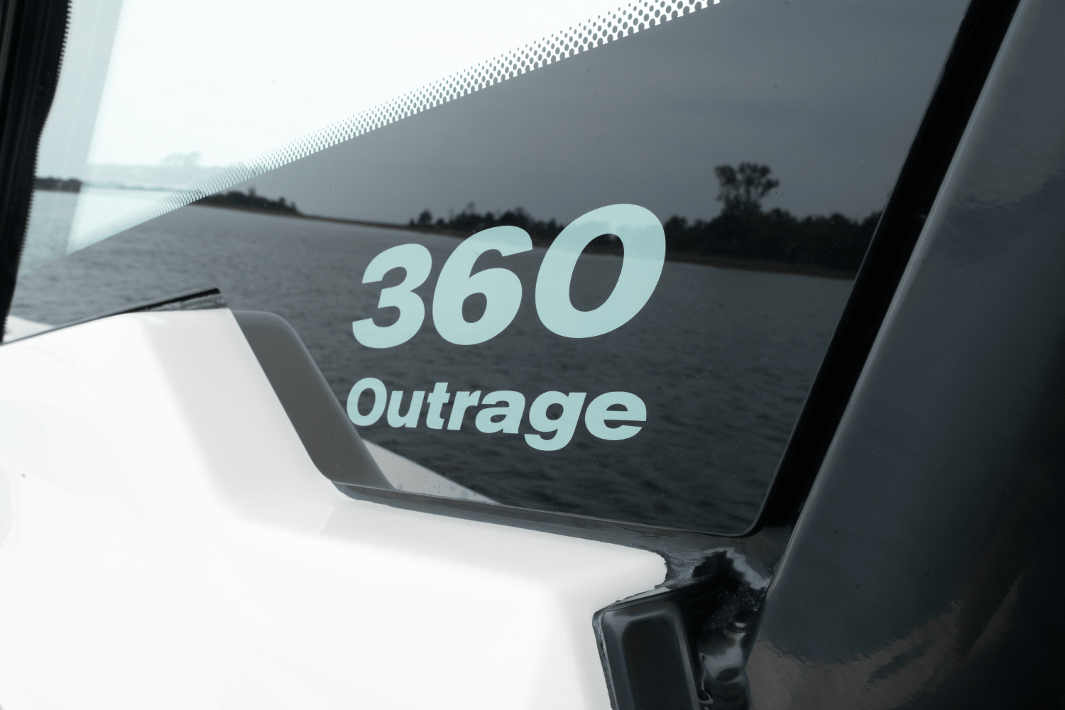 Slide: The Image of Boston Whaler 360 Outrage 2025 - 25