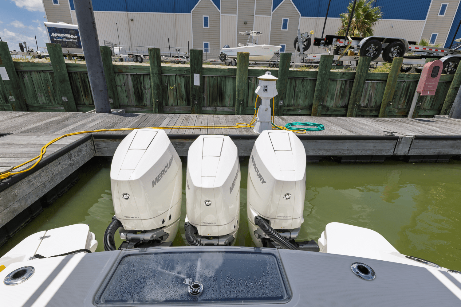 Slide: The Image of Boston Whaler 360 Outrage 2025 - 25
