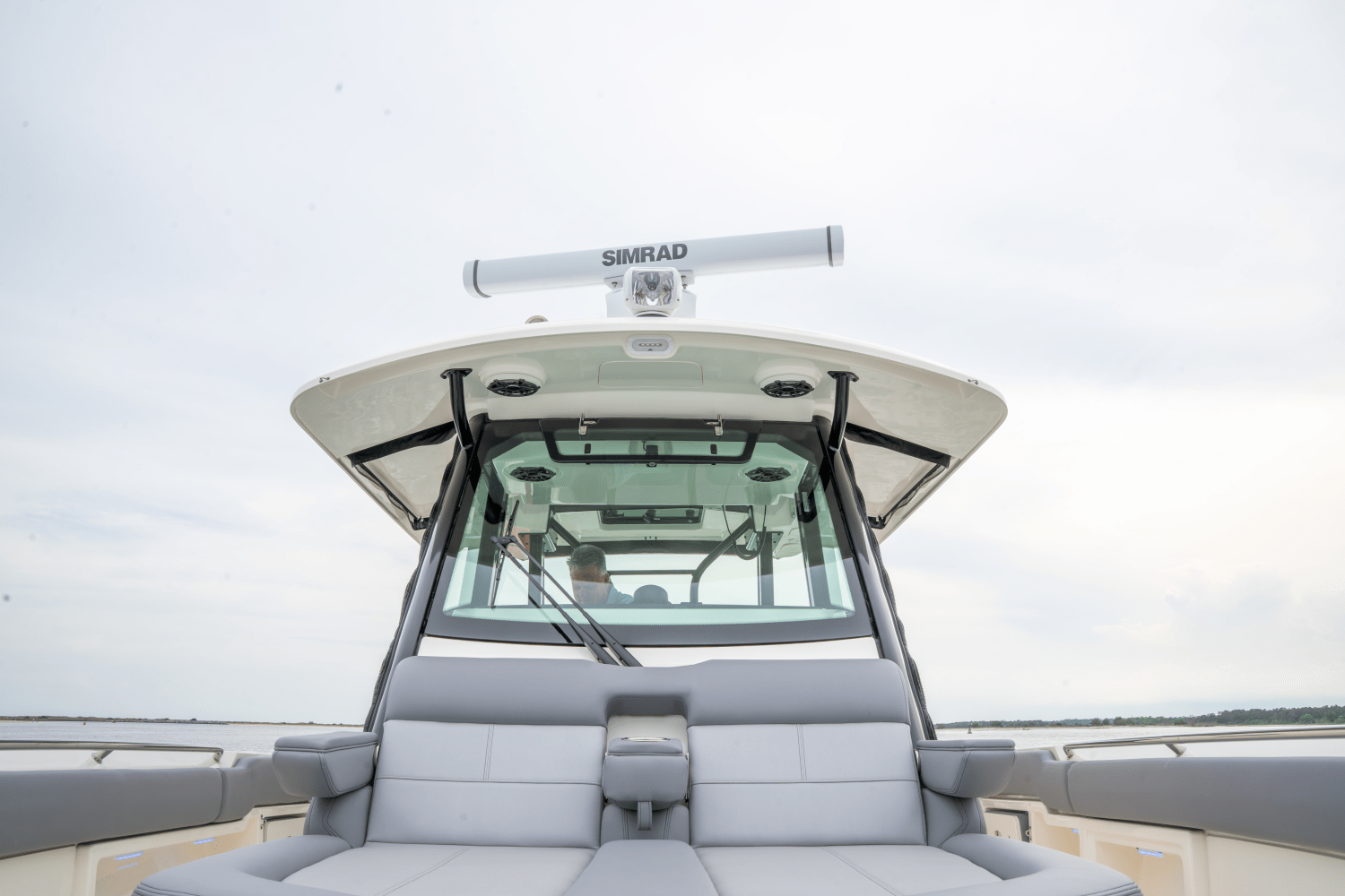 Slide: The Image of Boston Whaler 360 Outrage 2025 - 31