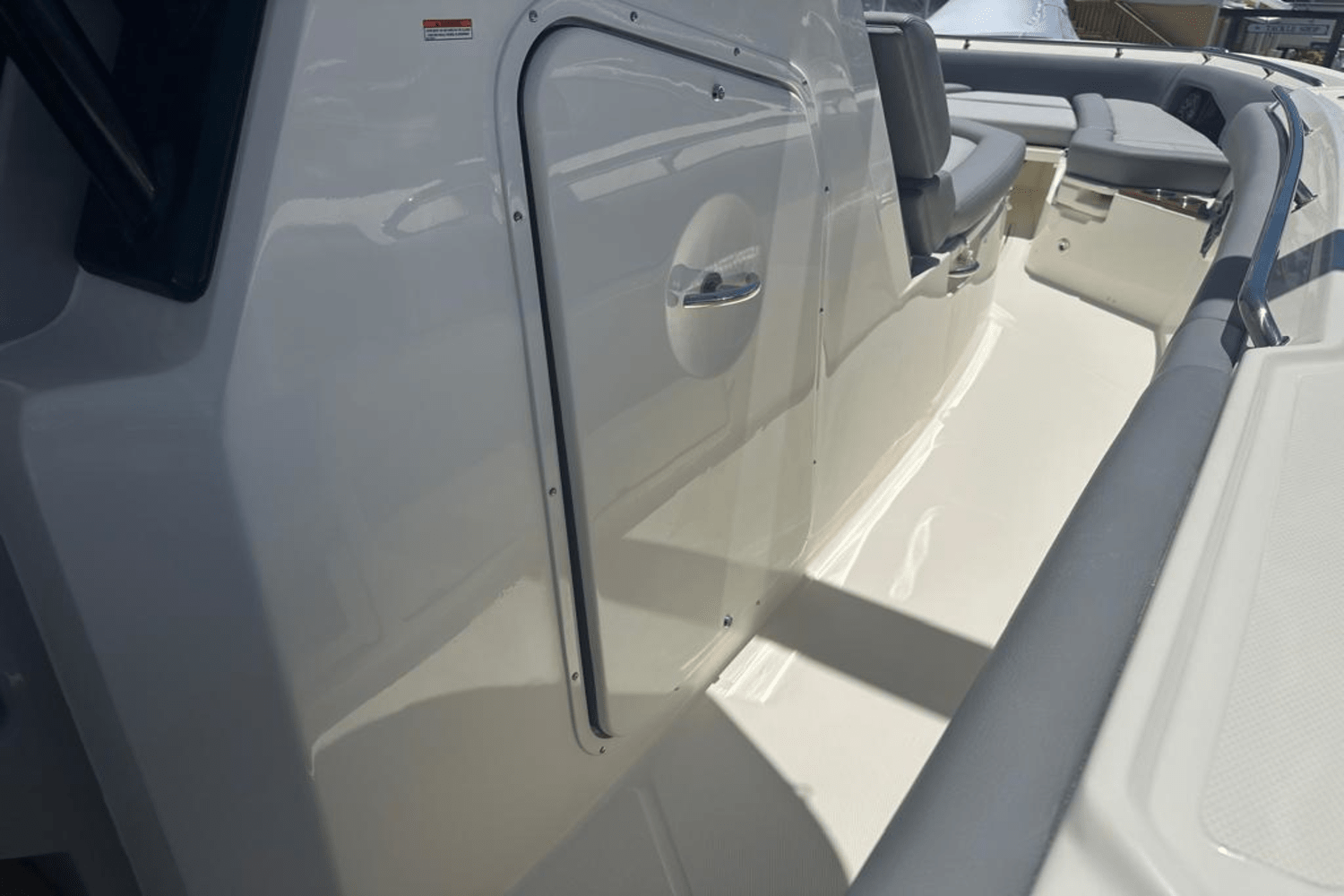 Slide: The Image of Boston Whaler 360 Outrage 2025 - 5