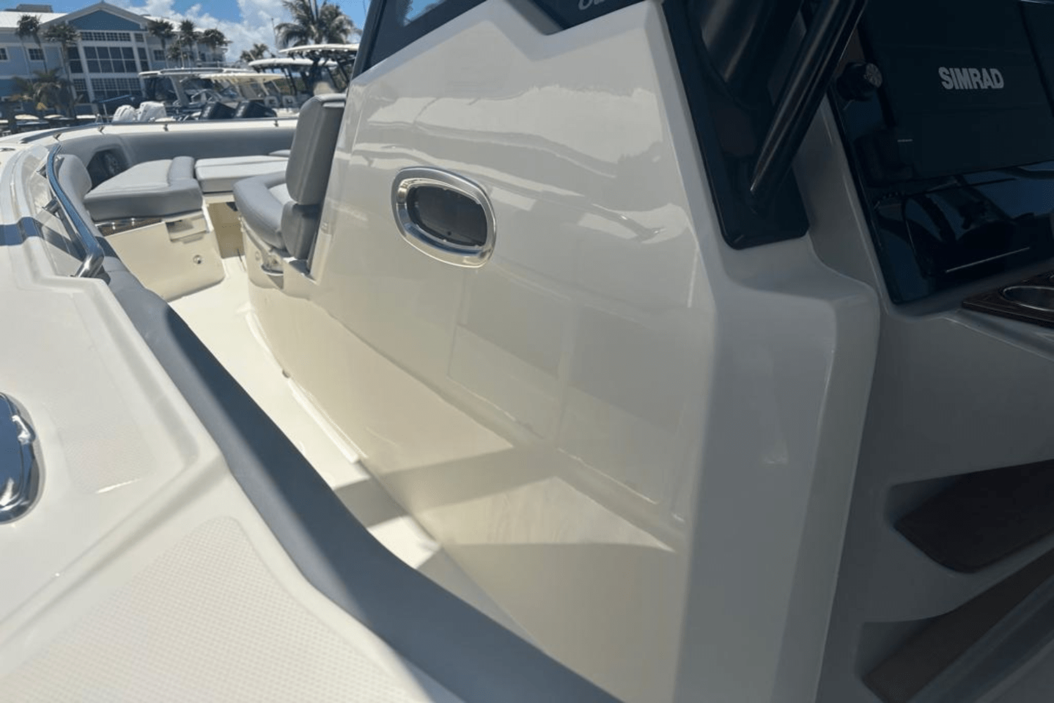 Slide: The Image of Boston Whaler 360 Outrage 2025 - 8