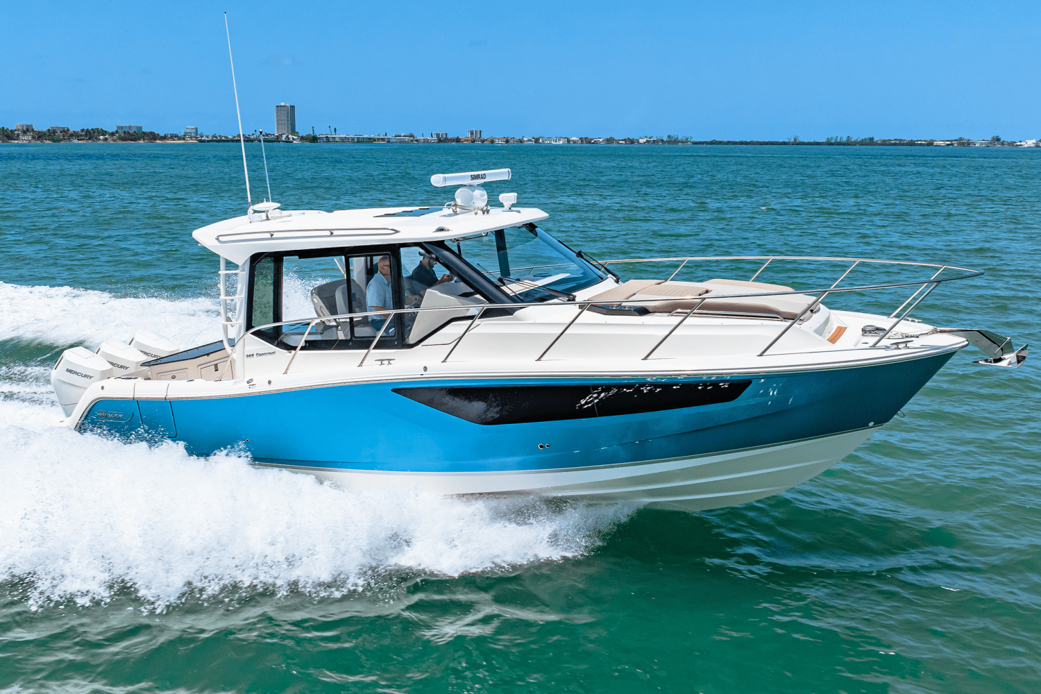 Slide: The Image of Boston Whaler 365 Conquest 2025 - 23