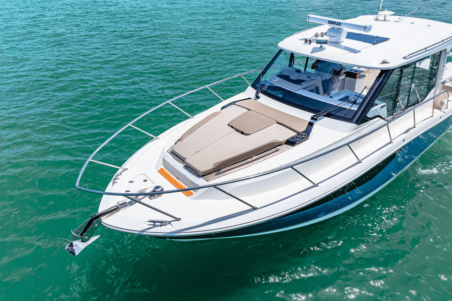 Slide: The Image of Boston Whaler 365 Conquest 2025 - 3