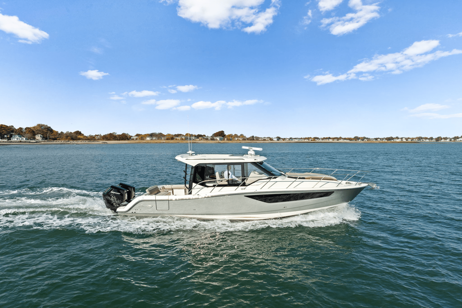Slide: The Image of Boston Whaler 365 Conquest 2025 - 64