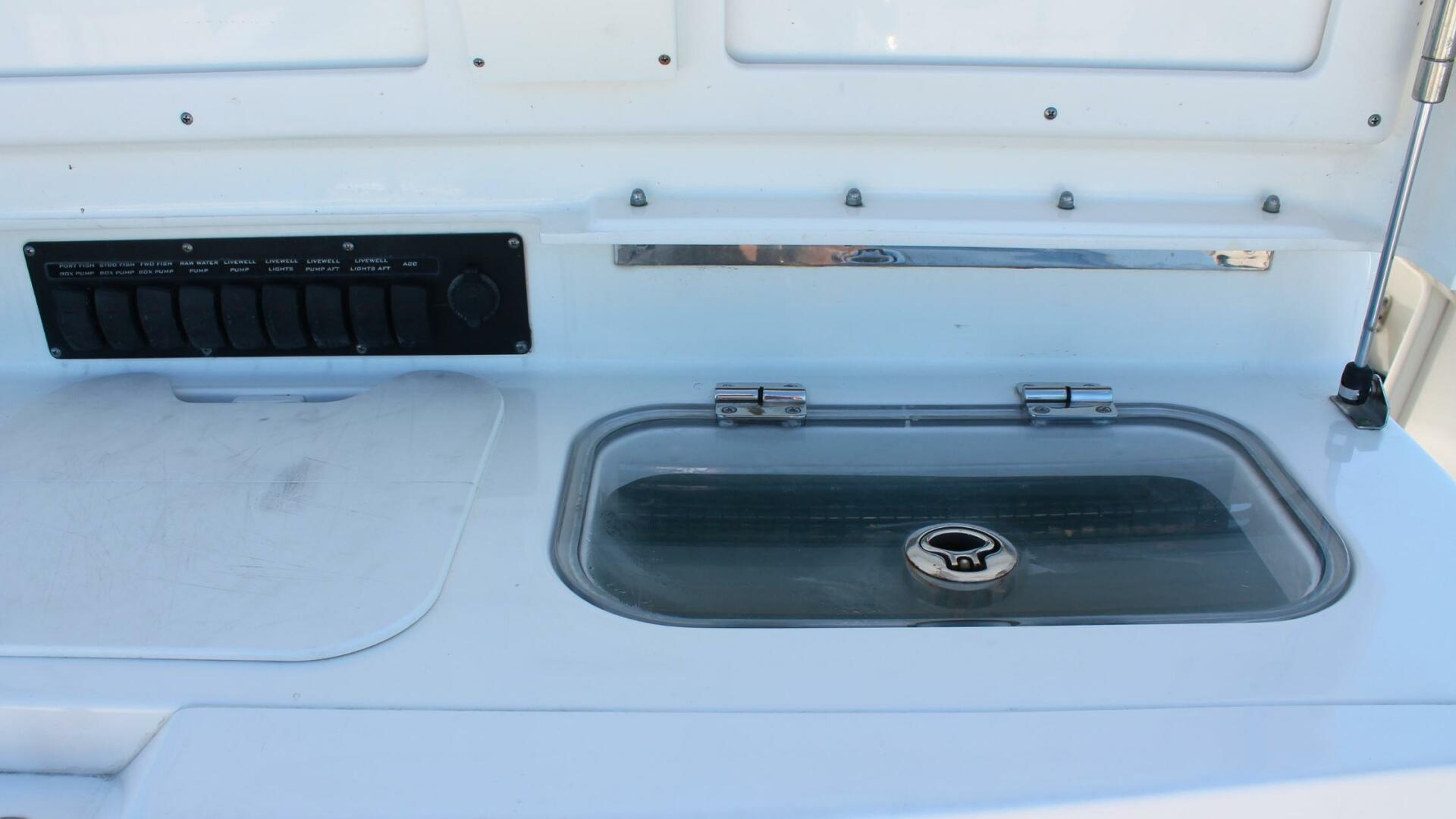 Slide: The Image of Boston Whaler 370 Outrage 2010 - 5347387