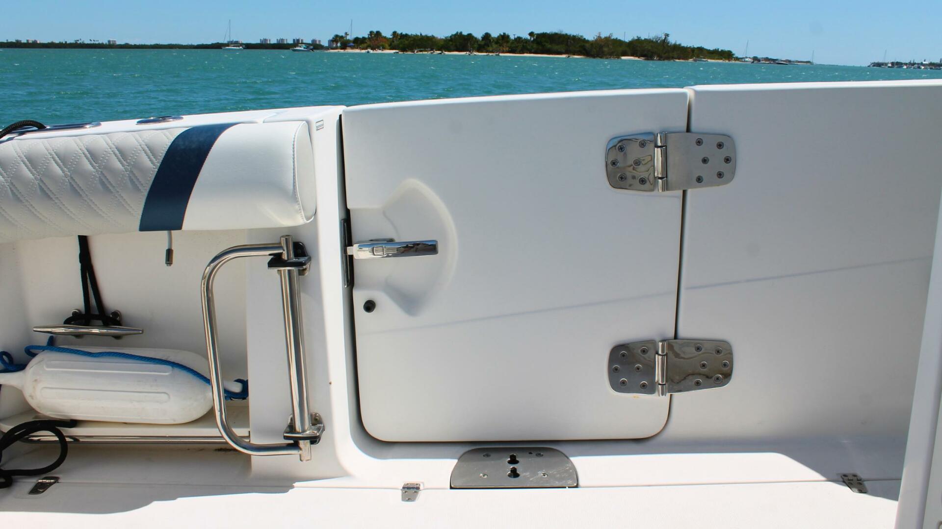 Slide: The Image of Boston Whaler 370 Outrage 2010 - 5347392