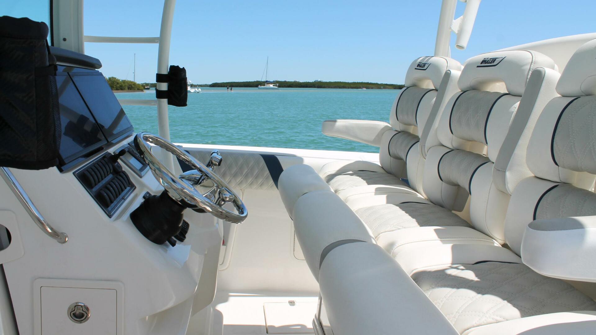 Slide: The Image of Boston Whaler 370 Outrage 2010 - 5347395