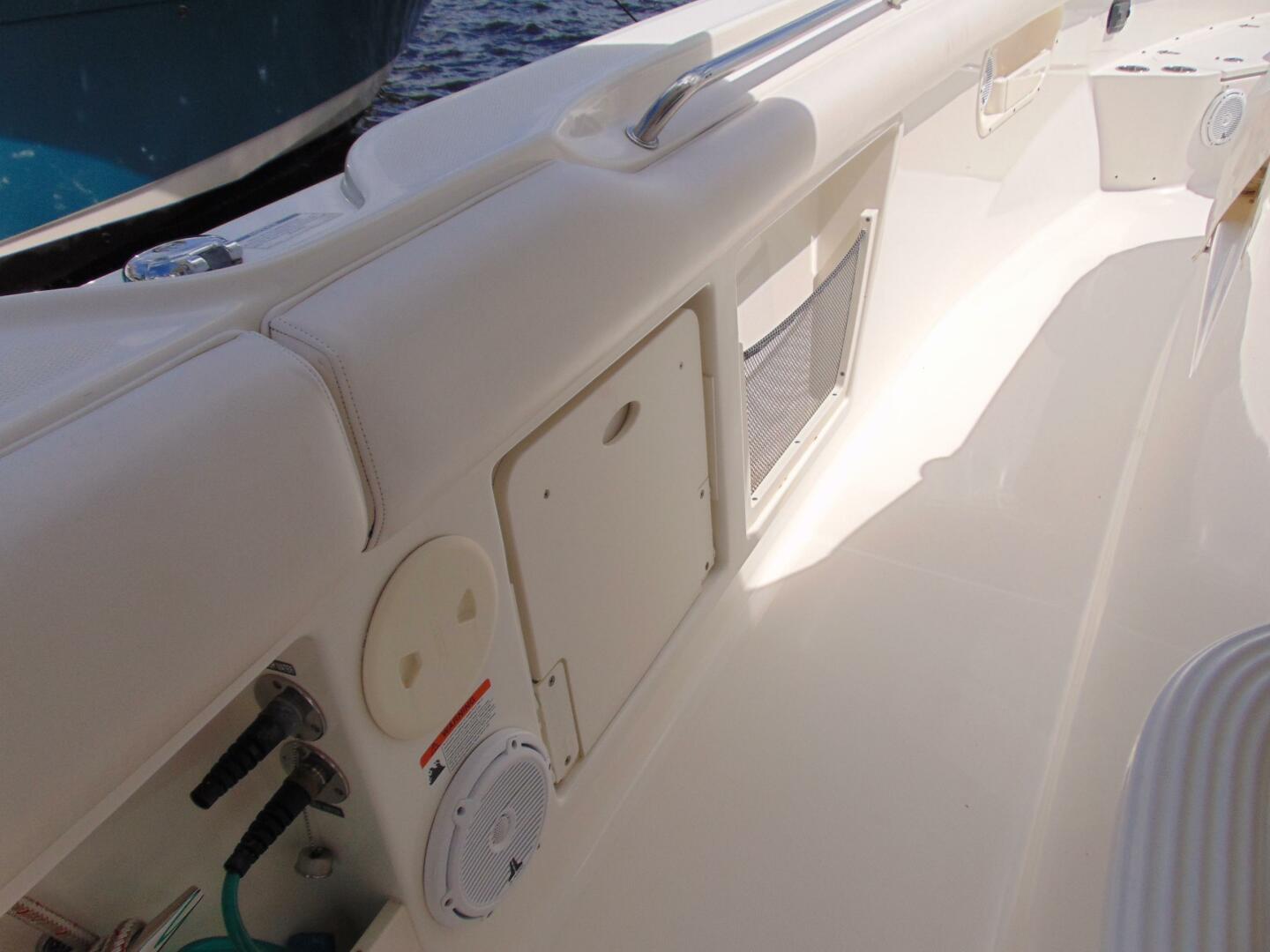 Slide: The Image of Boston Whaler 370 Outrage 2013 - 4739656