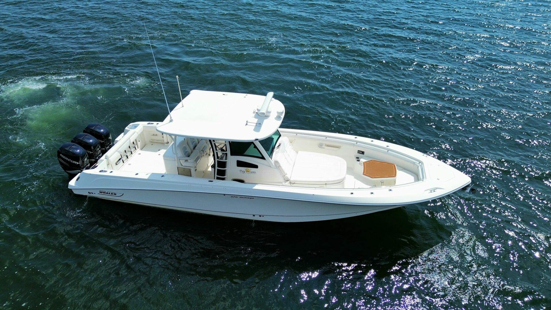 Slide: The Image of Boston Whaler 370 Outrage 2015 - 5563522