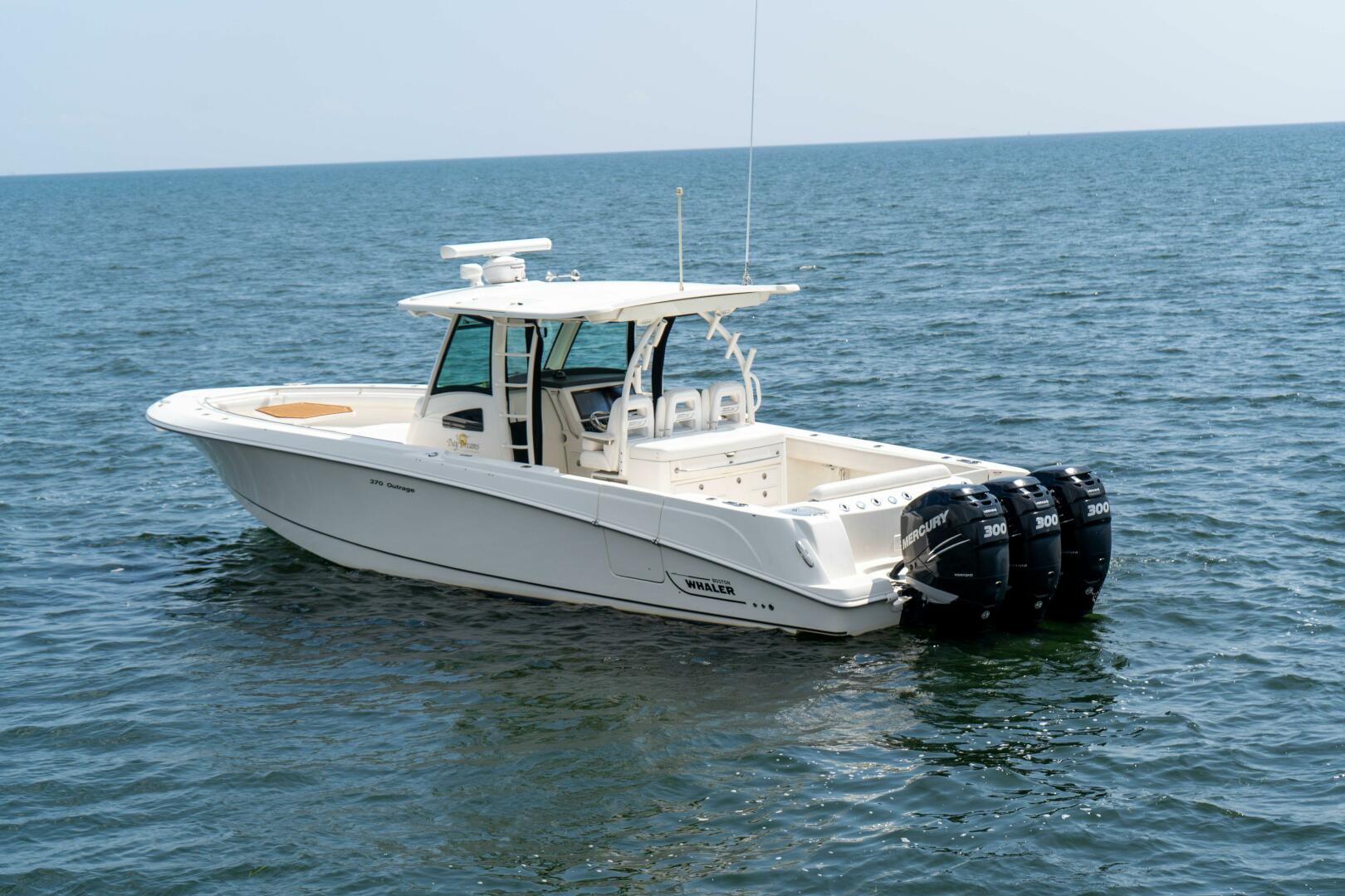 Slide: The Image of Boston Whaler 370 Outrage 2015 - 5563523