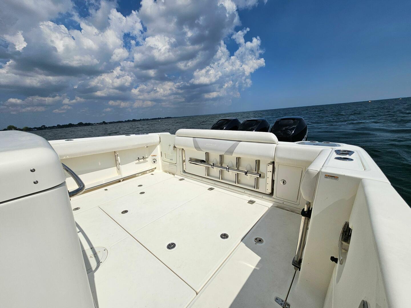 Slide: The Image of Boston Whaler 370 Outrage 2015 - 5563525