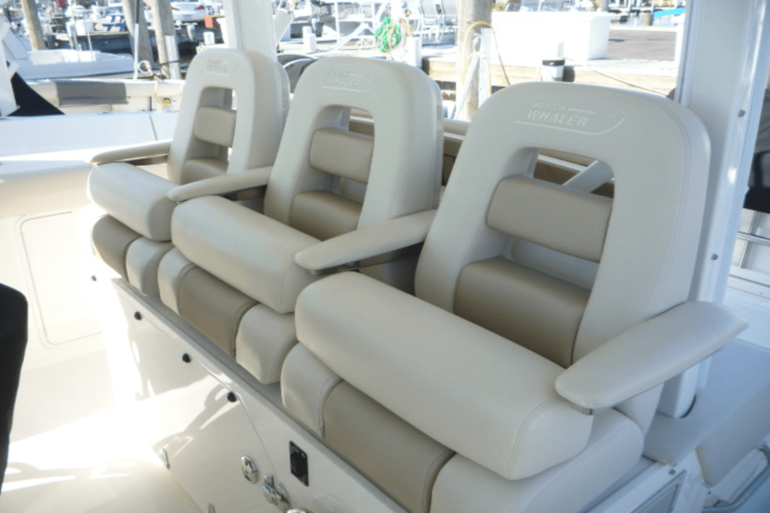 Slide: The Image of Boston Whaler 380 OUTRAGE 2017 - 21