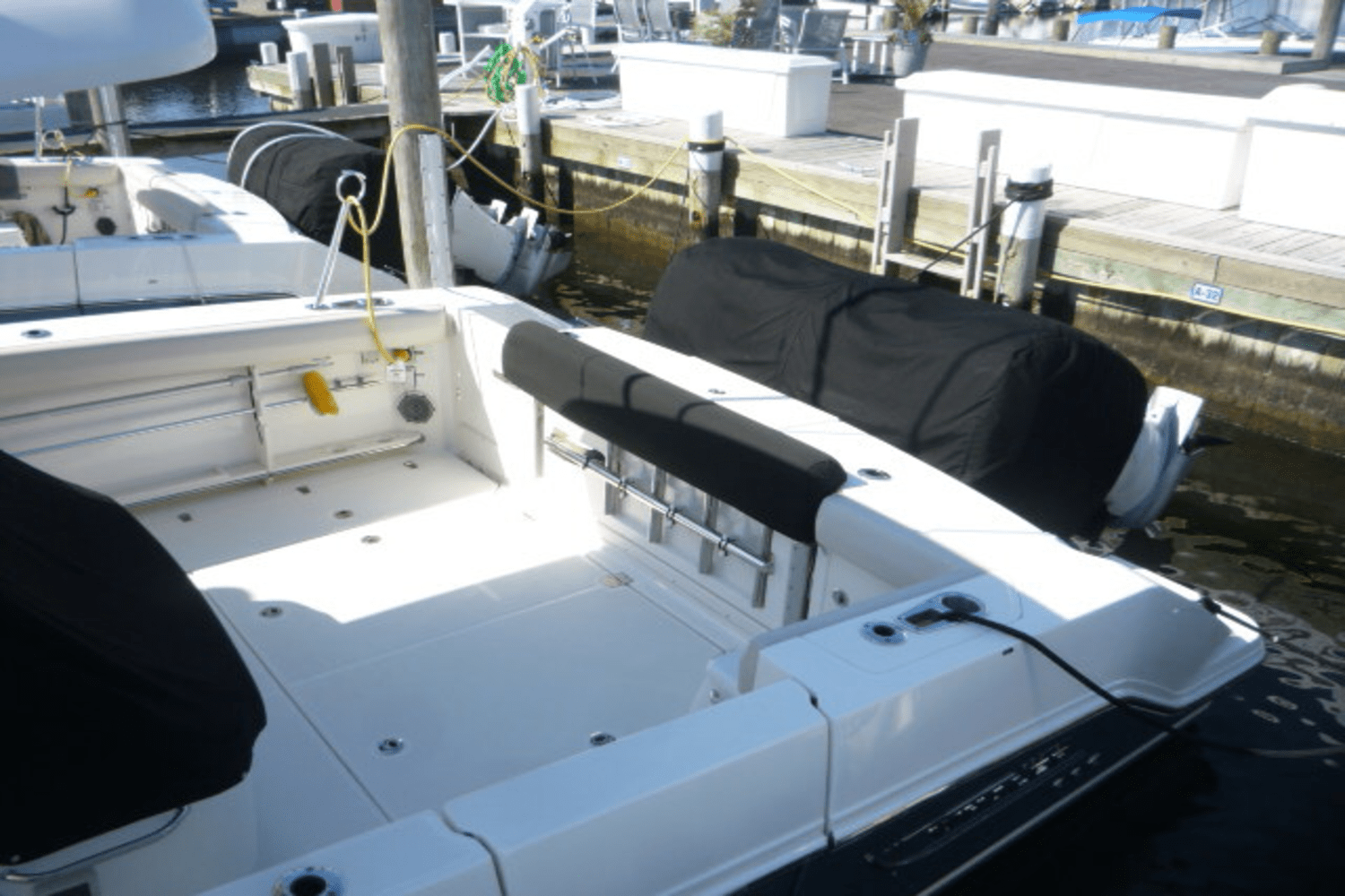 Slide: The Image of Boston Whaler 380 OUTRAGE 2017 - 3