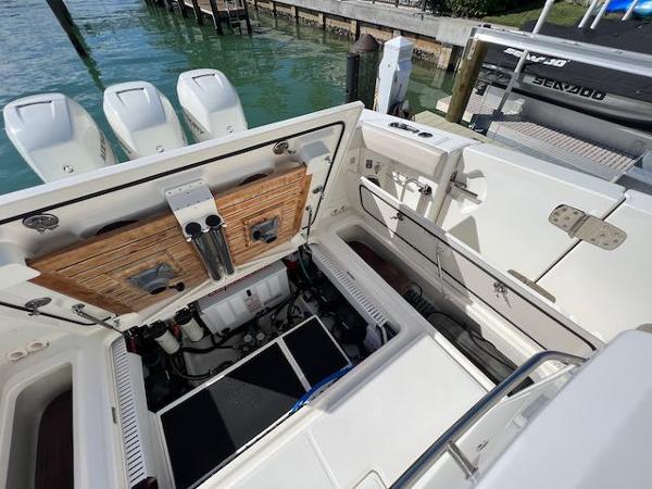 Slide: The Image of SYS YACHT SALES/ALEX ROWE - 24