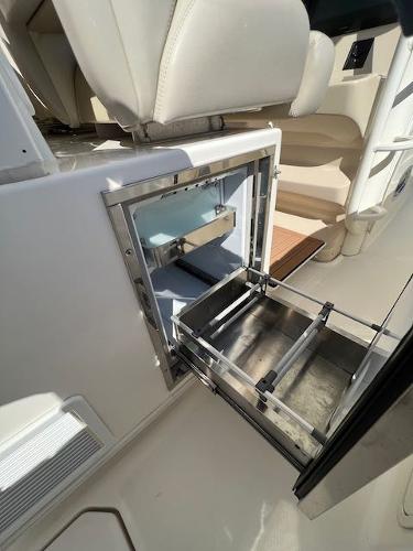 Slide: The Image of SYS YACHT SALES/ALEX ROWE - 37