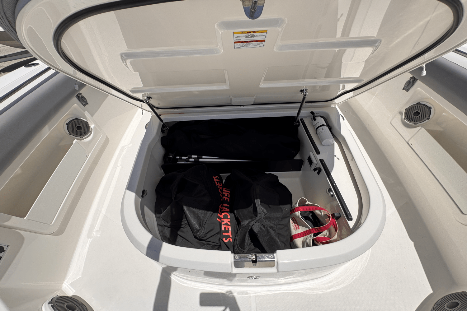 Slide: The Image of Boston Whaler 380 OUTRAGE 2022 - 21