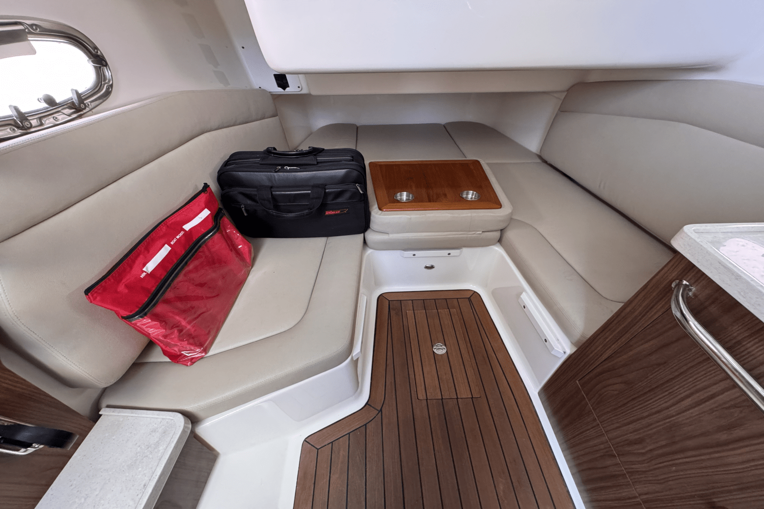 Slide: The Image of Boston Whaler 380 OUTRAGE 2022 - 23