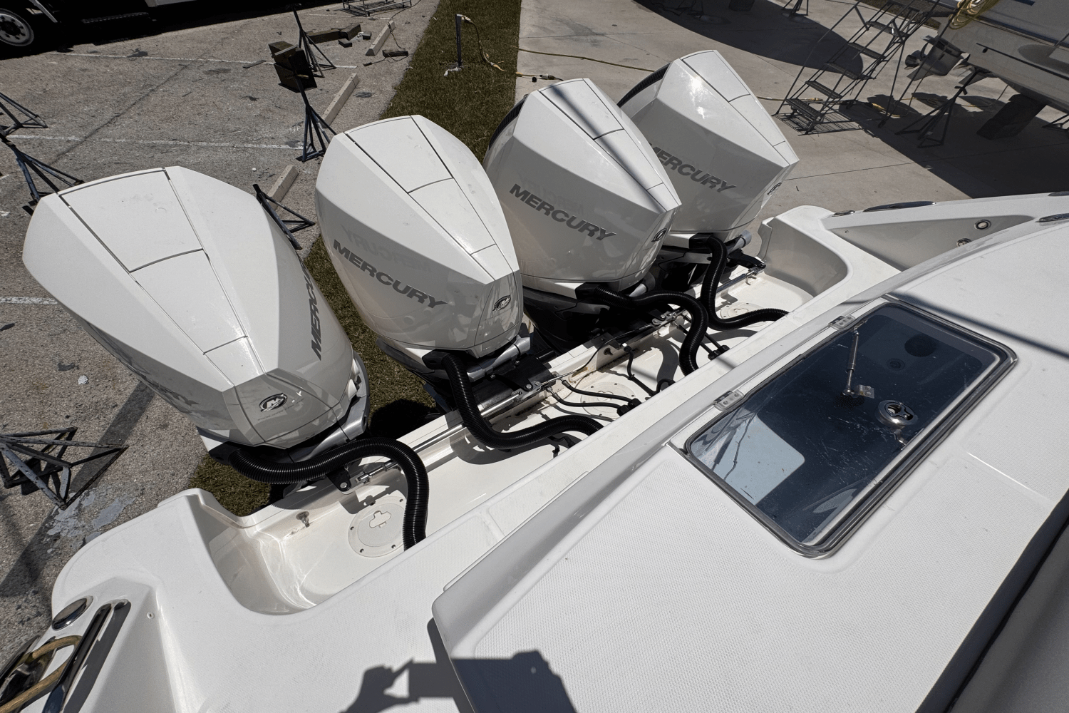 Slide: The Image of Boston Whaler 380 OUTRAGE 2022 - 5