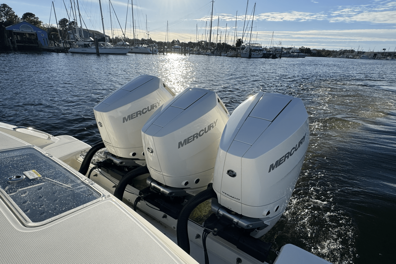 Slide: The Image of Boston Whaler 380 Outrage 2024 - 10