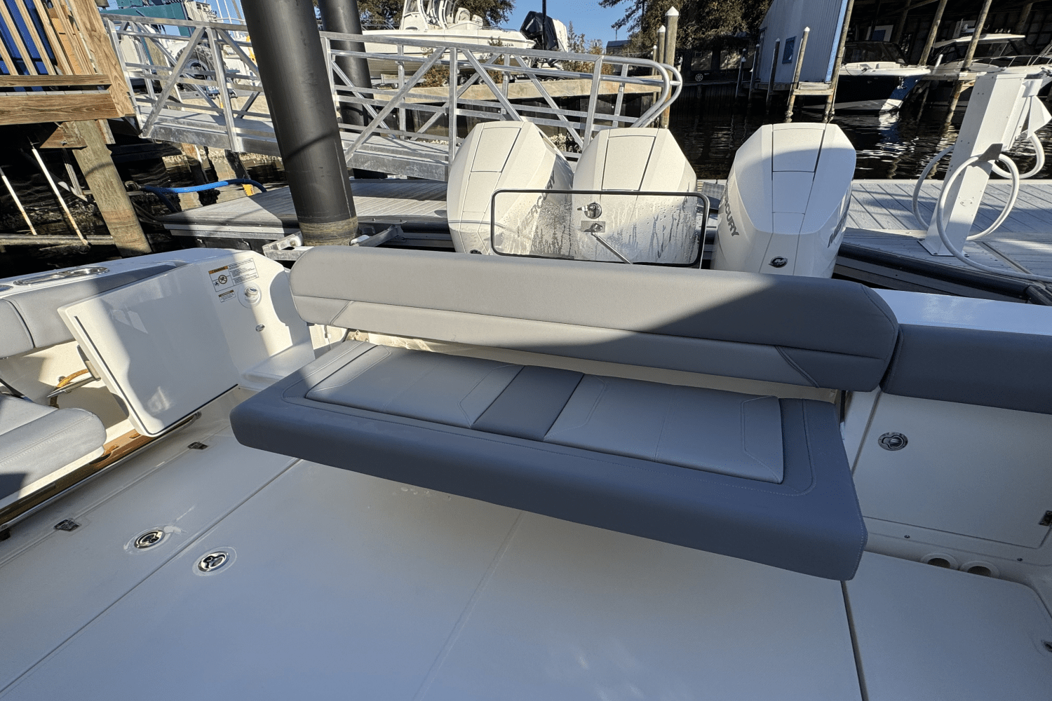 Slide: The Image of Boston Whaler 380 Outrage 2024 - 11