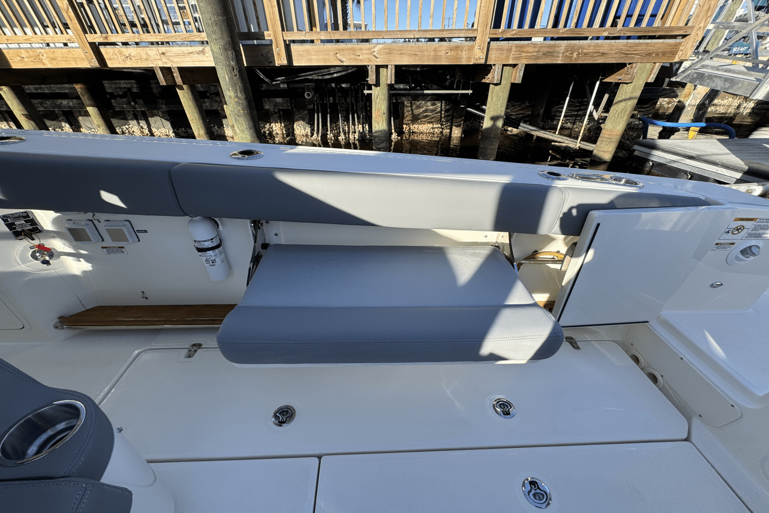 Slide: The Image of Boston Whaler 380 Outrage 2024 - 12