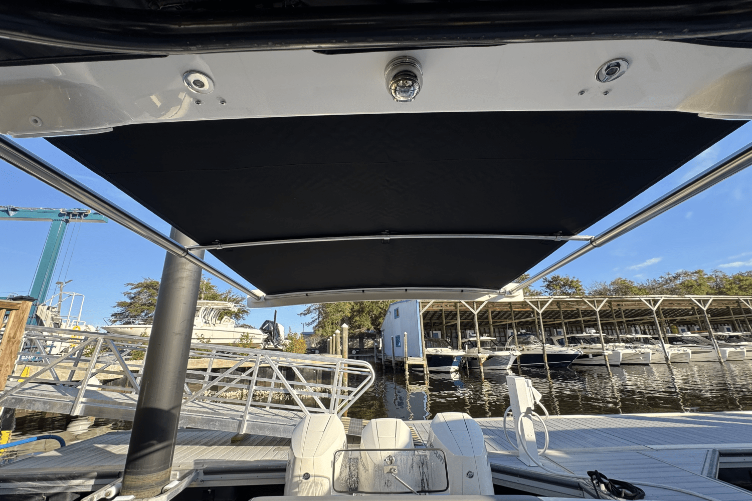 Slide: The Image of Boston Whaler 380 Outrage 2024 - 16