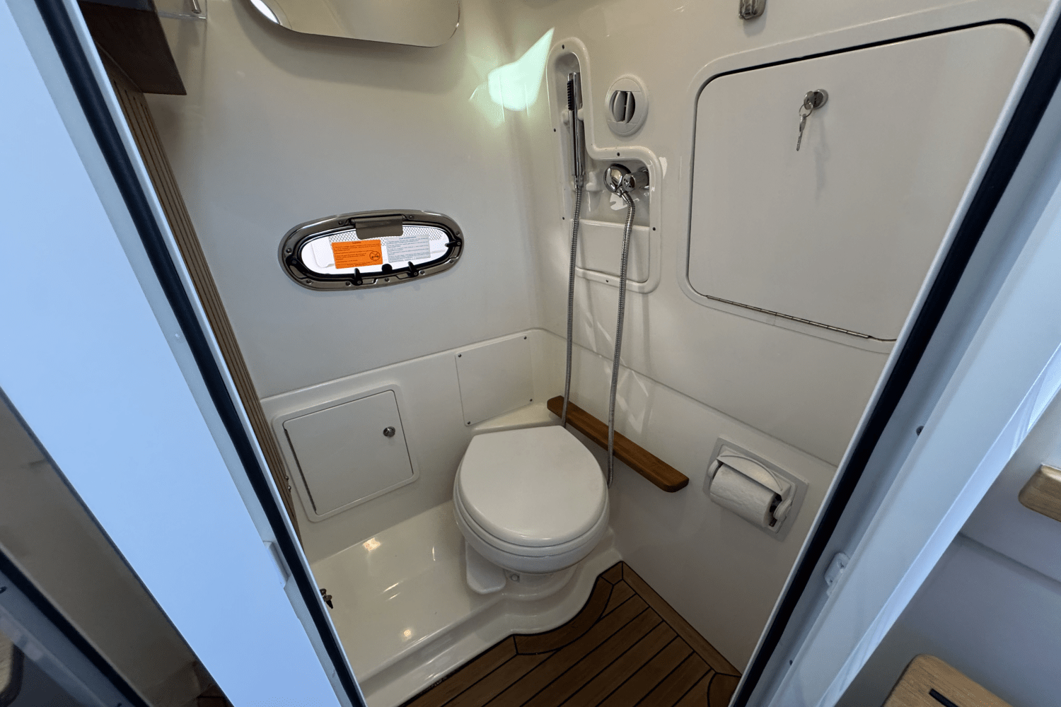 Slide: The Image of Boston Whaler 380 Outrage 2024 - 29