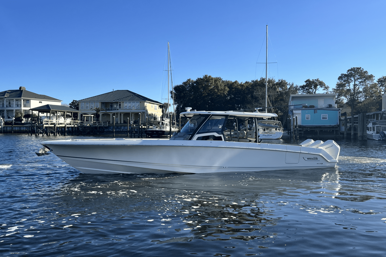 Slide: The Image of Boston Whaler 380 Outrage 2024 - 3