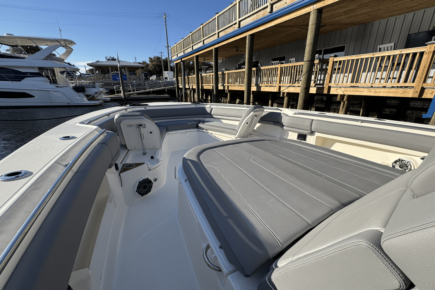 Slide: The Image of Boston Whaler 380 Outrage 2024 - 30