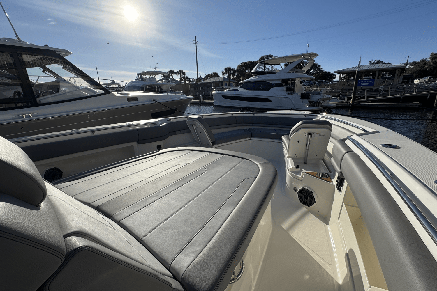 Slide: The Image of Boston Whaler 380 Outrage 2024 - 31