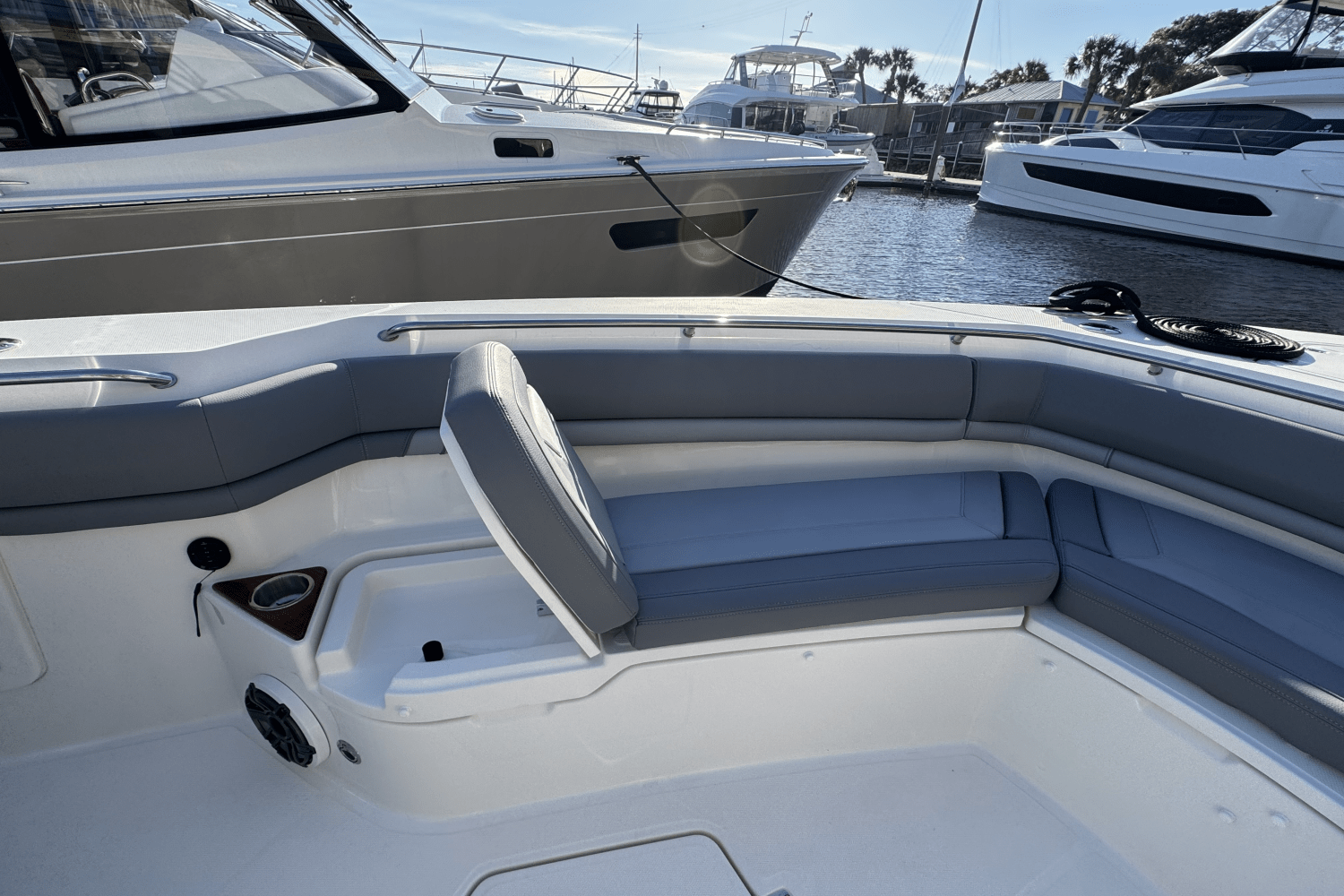 Slide: The Image of Boston Whaler 380 Outrage 2024 - 34