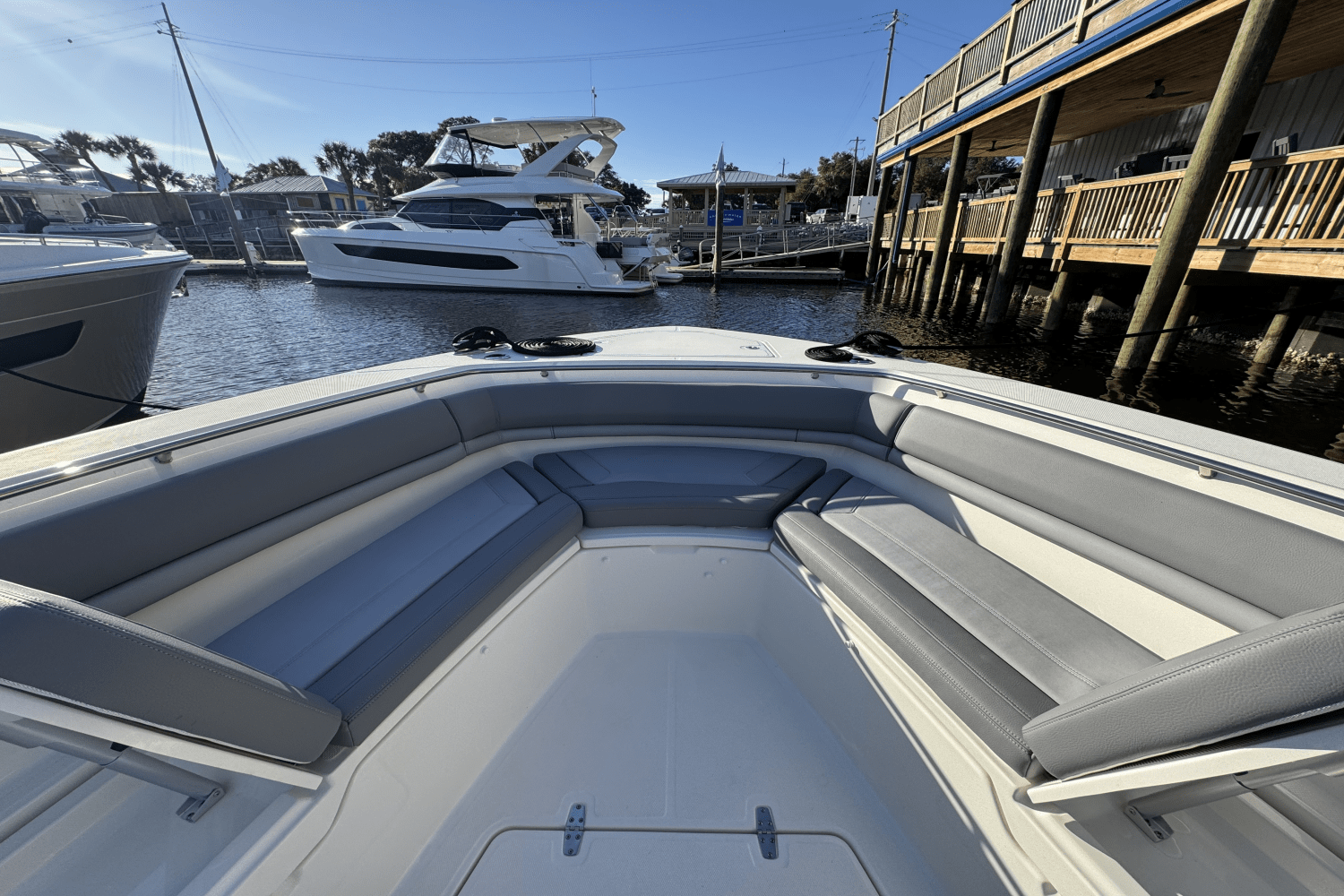Slide: The Image of Boston Whaler 380 Outrage 2024 - 35