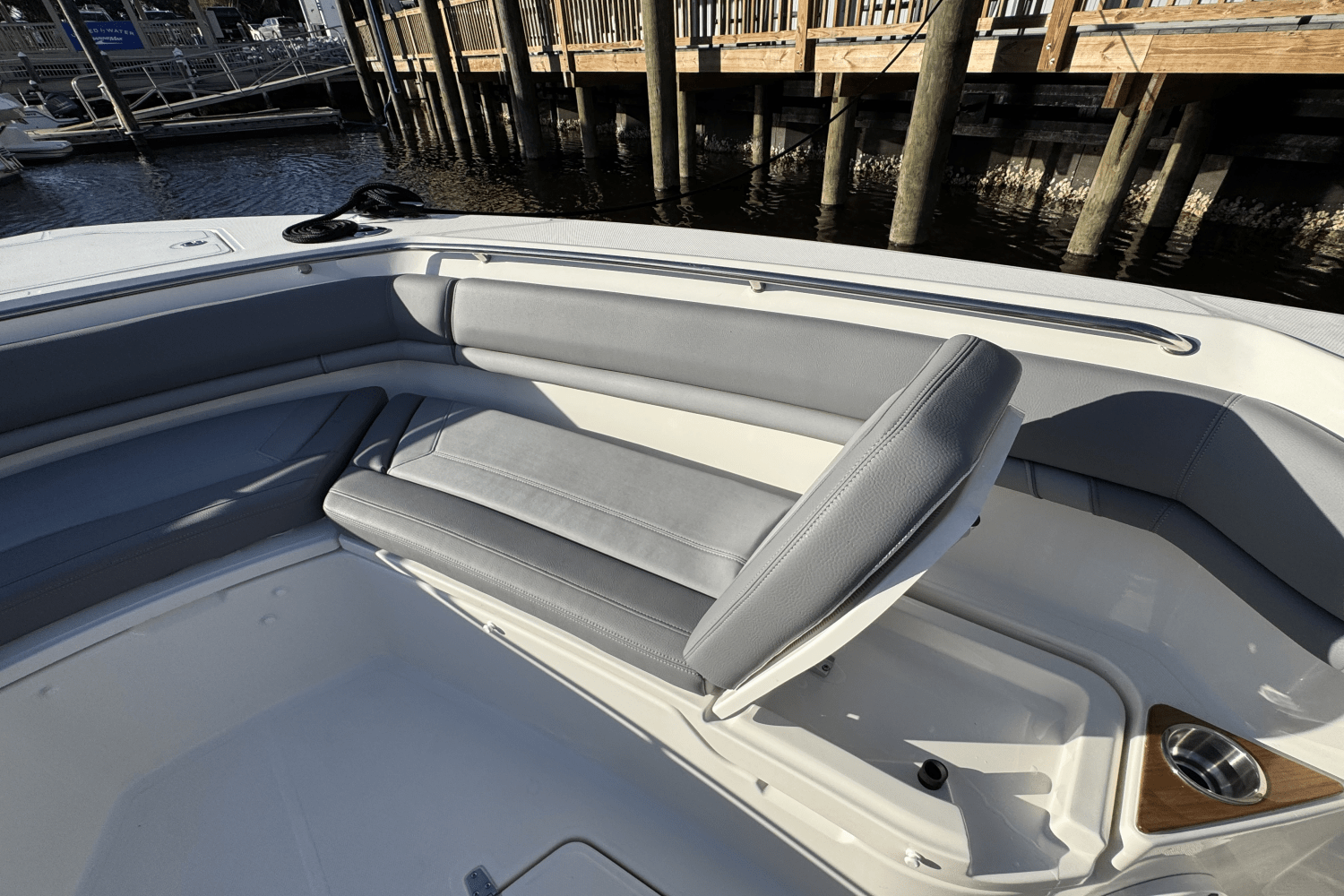 Slide: The Image of Boston Whaler 380 Outrage 2024 - 36