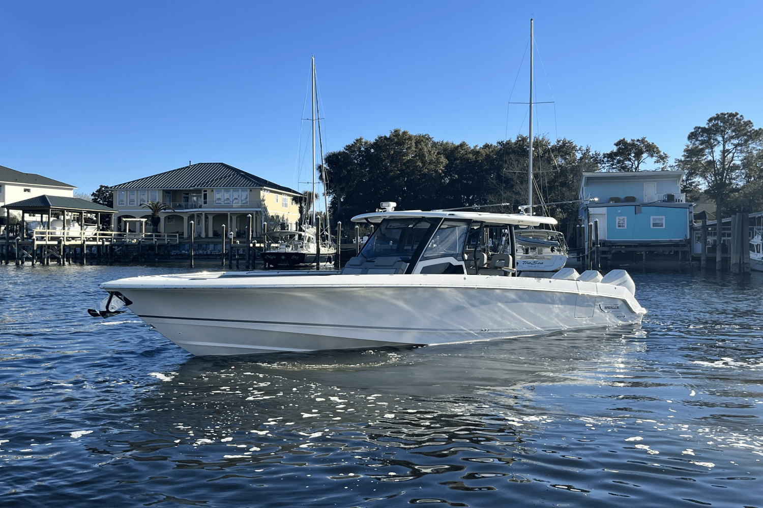 Slide: The Image of Boston Whaler 380 Outrage 2024 - 4