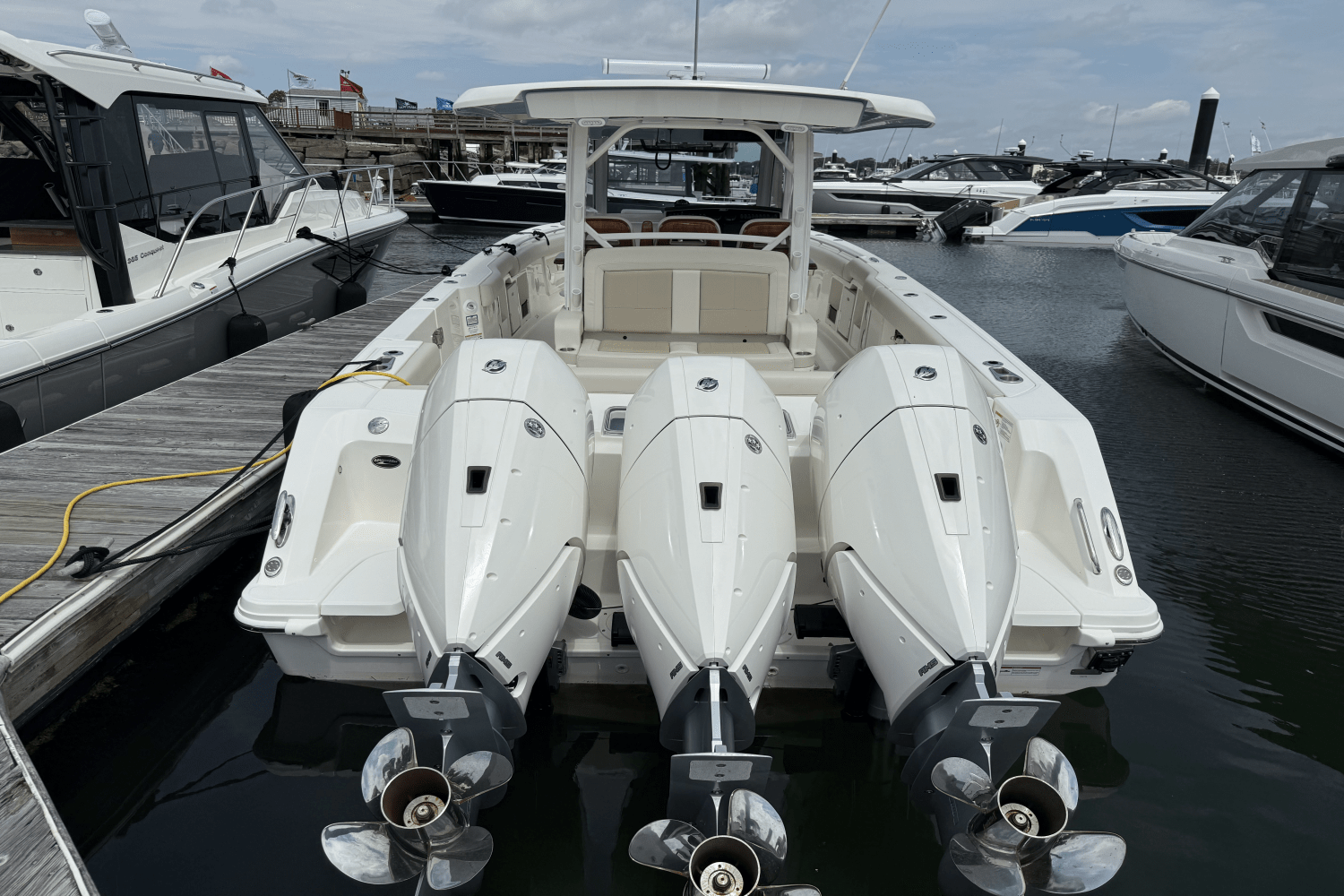 Slide: The Image of Boston Whaler 380 Outrage 2024 - 4