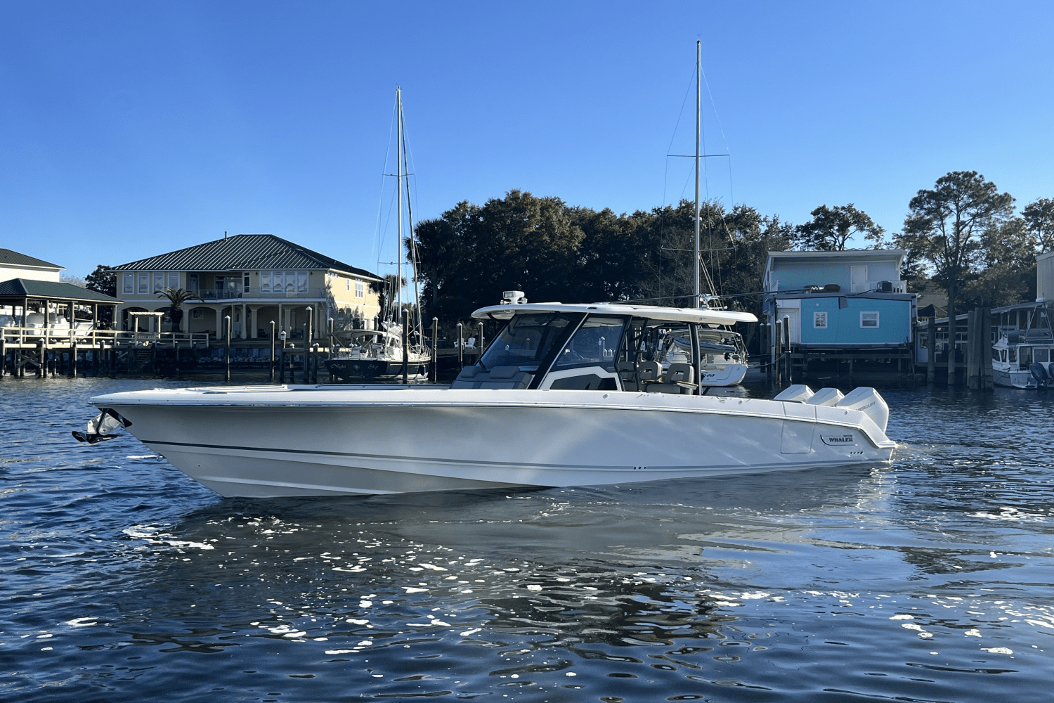 Slide: The Image of Boston Whaler 380 Outrage 2024 - 6
