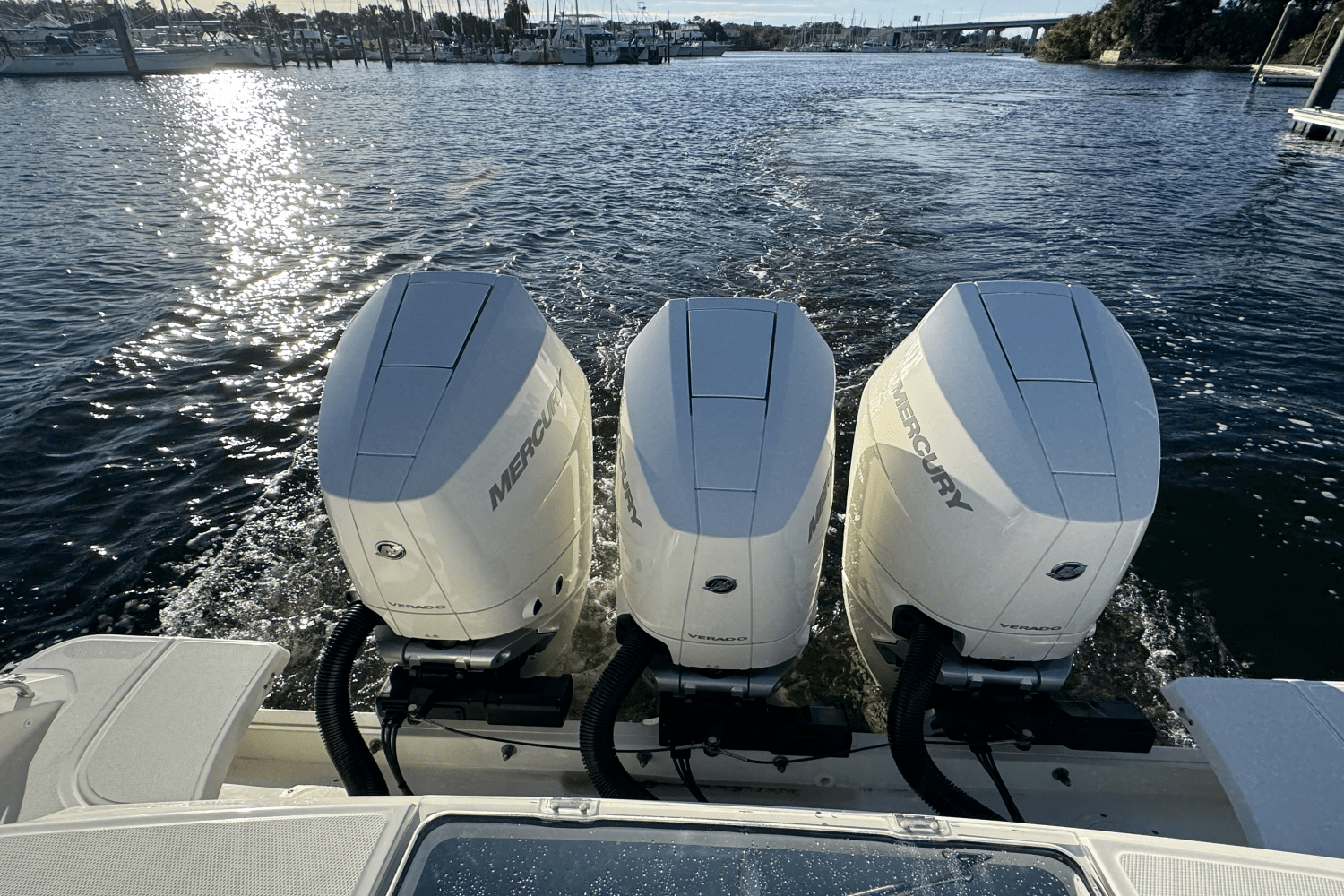 Slide: The Image of Boston Whaler 380 Outrage 2024 - 9